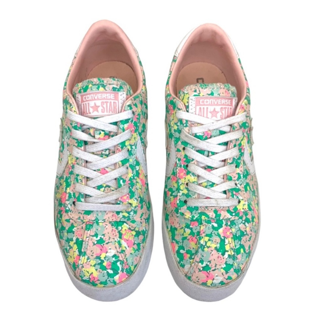 Converse Green & Pink pastel sneakers. Size 7